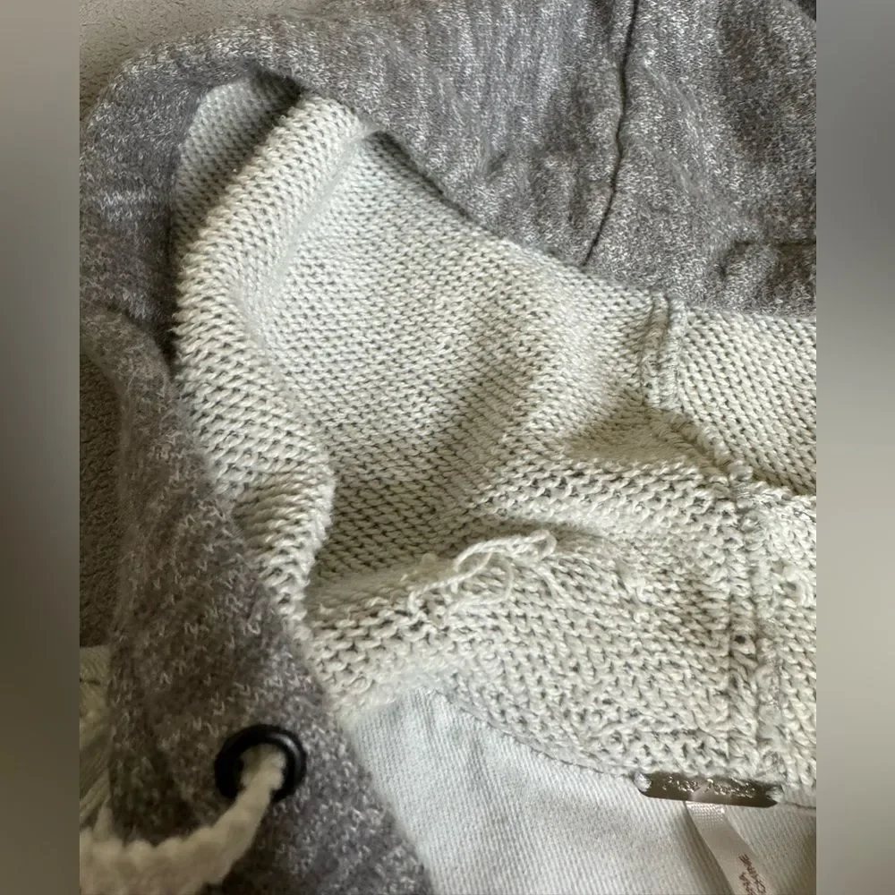Free People White and Grey Jean Jacket Distressed Denim Detachable Hood Size XS - Picture 8 of 15